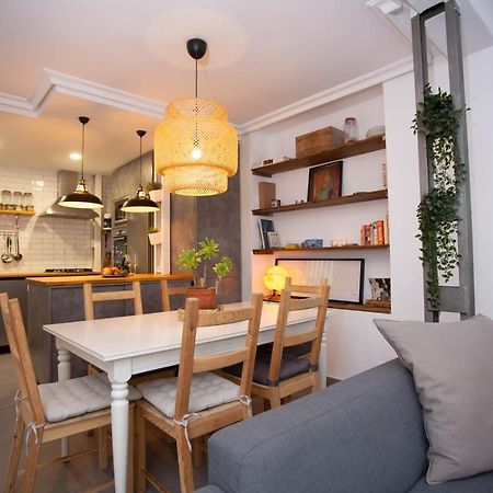 Duplex Penthouse With Terrace By Thegoodtourist Apartamento Sevilha Exterior foto